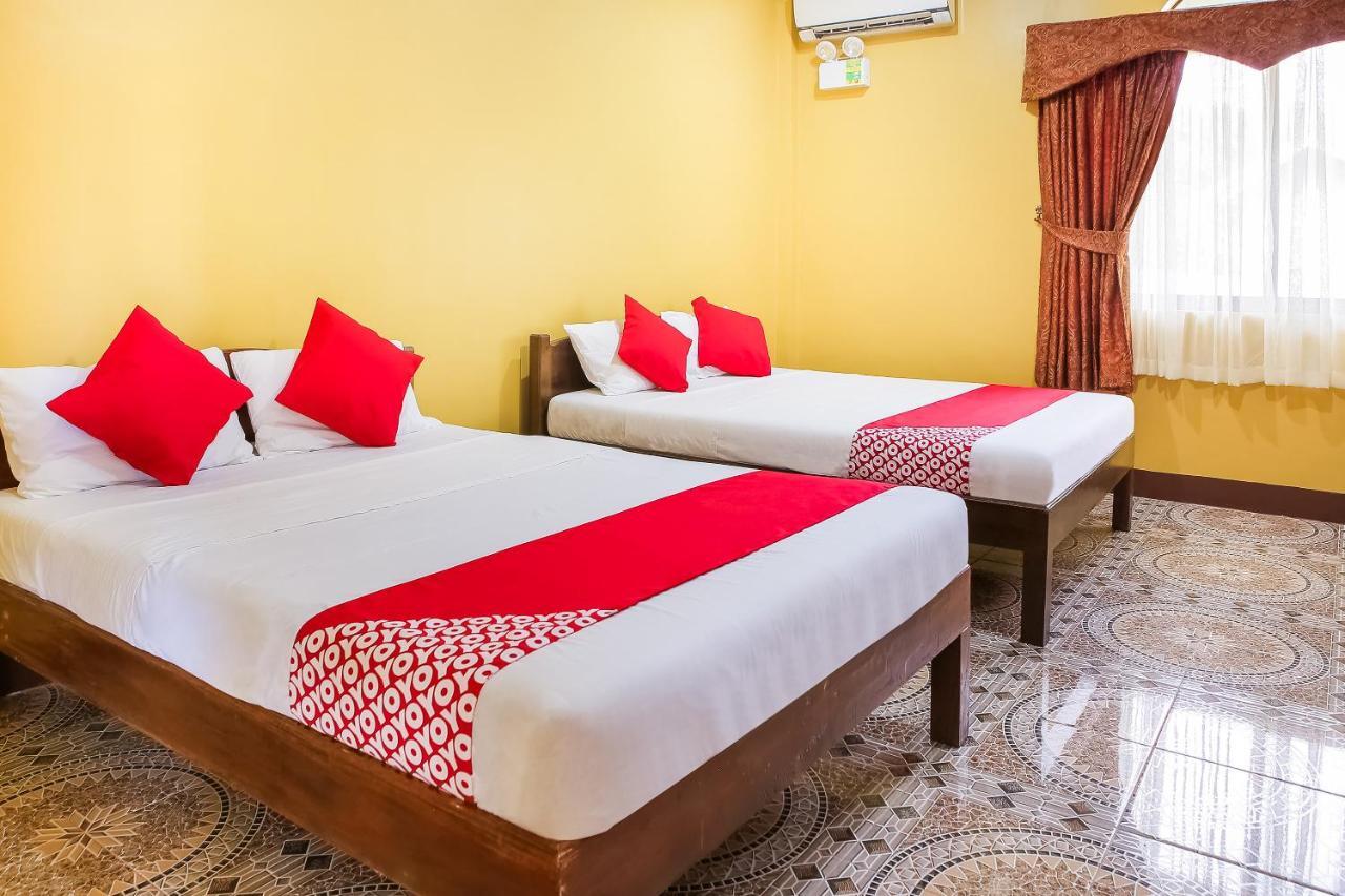 Oyo 422 Villa Emilia Pension House Panglao Bagian luar foto